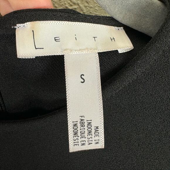 Leith Black Short Batwing Sleeve Round Neck Stretchy Blouse Size S - Picture 5 of 6